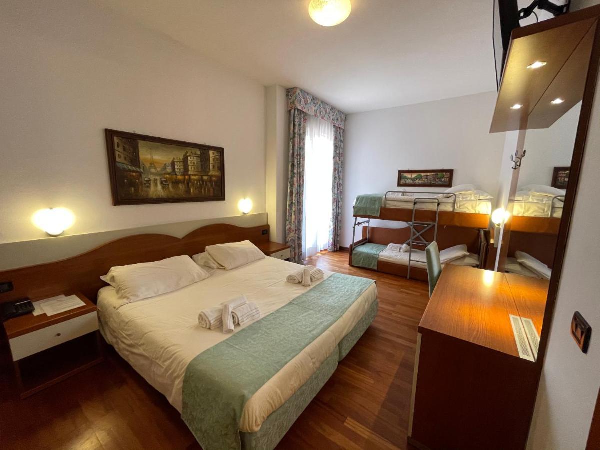 Hotel Meridiana Sirmione Zewnętrze zdjęcie