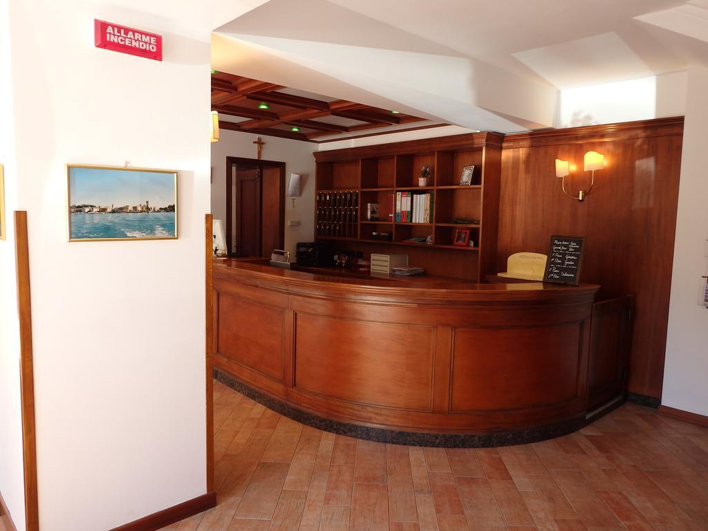 Hotel Meridiana Sirmione Zewnętrze zdjęcie