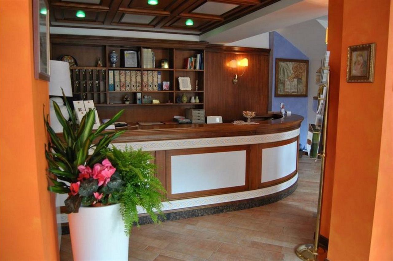 Hotel Meridiana Sirmione Zewnętrze zdjęcie