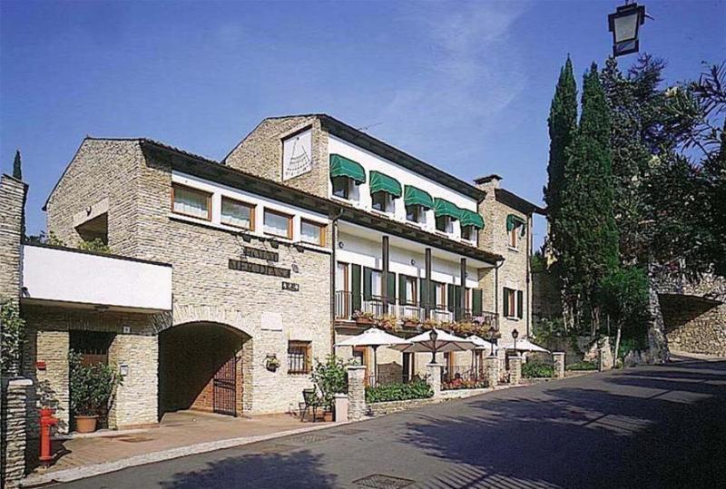 Hotel Meridiana Sirmione Zewnętrze zdjęcie